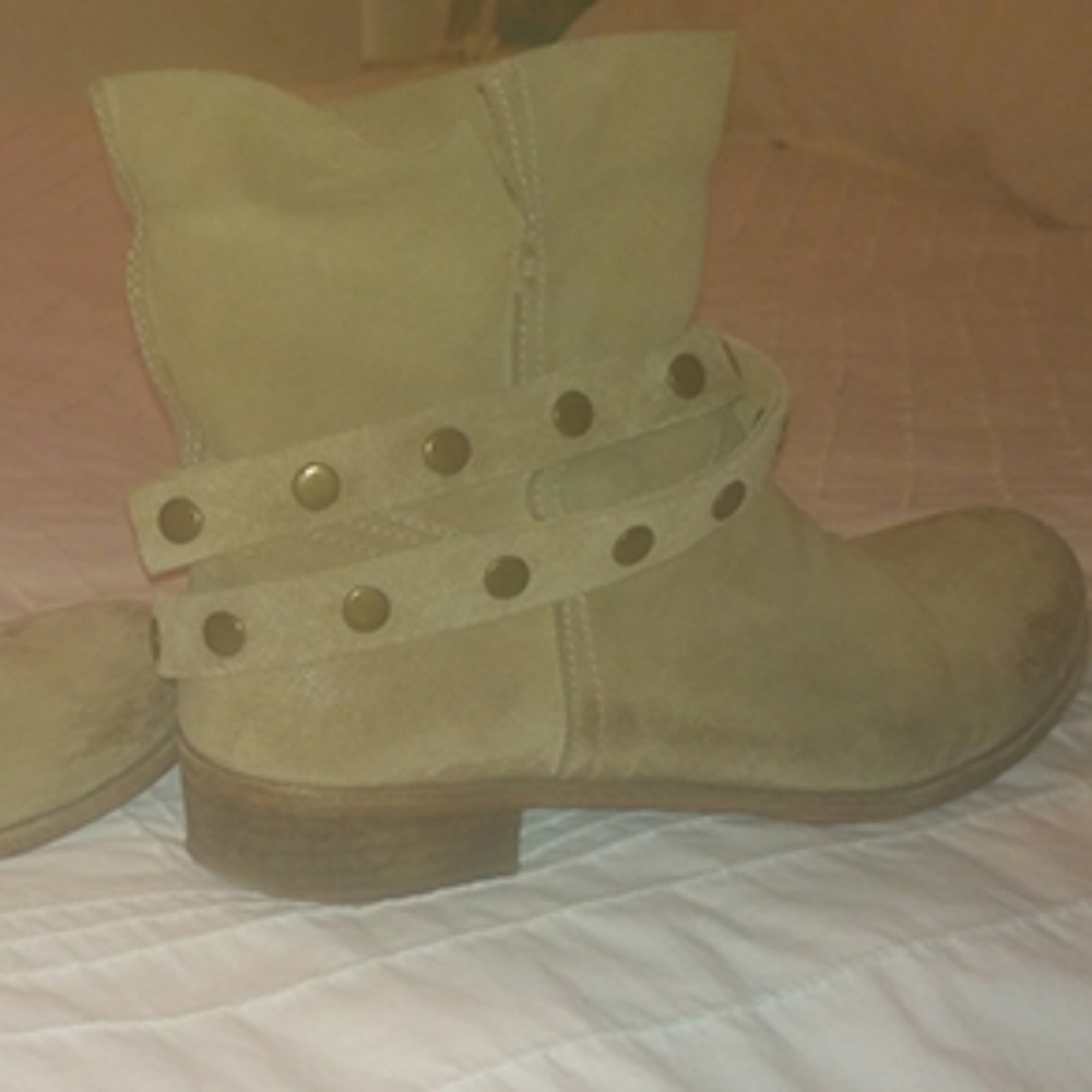 Genuine Italian Leather tan sand booties
